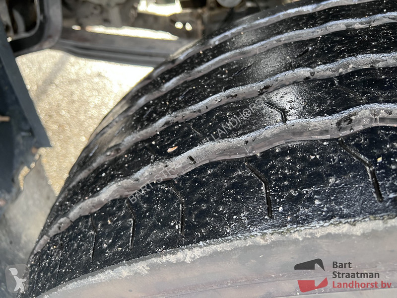 Vrachtwagen Volvo FMX 370 2 STUKS 6x6 Euro 6...