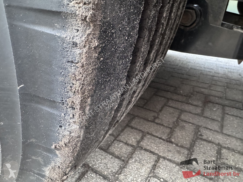 Kamion MAN 49.480 10X8 Euro 5 met Geisoleerde...
