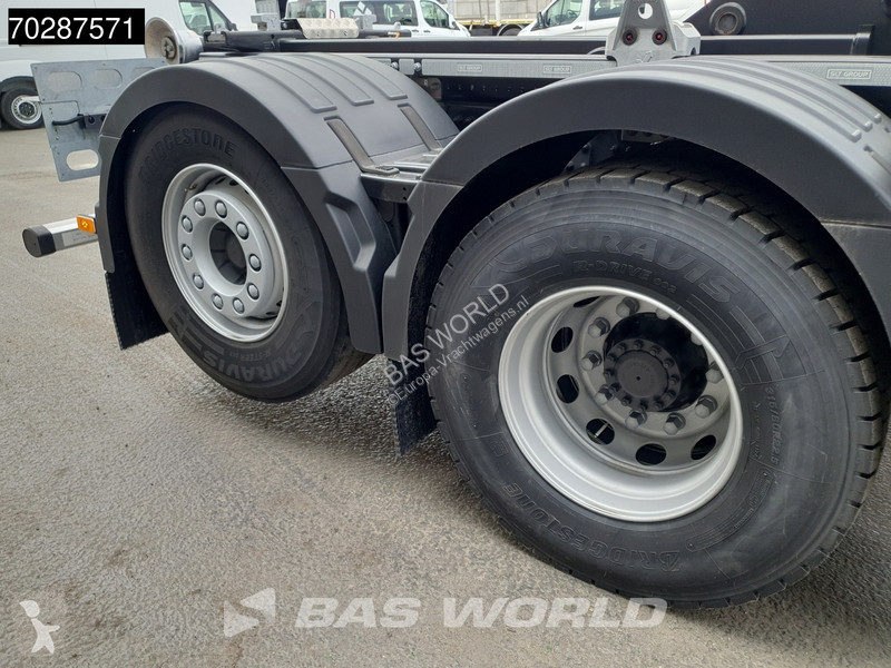 Camion Volvo 500 6X2 Penz Crane 15Z9.50R HYVA...