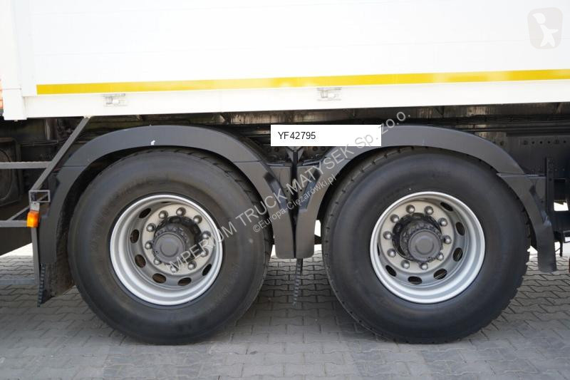 شاحنة Renault PK 33 002-EH D