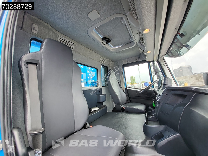 Camión Iveco X-Way 420 6X2 Machine transporter...