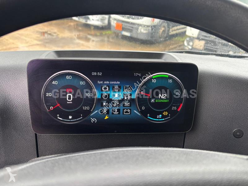 Kamion Mercedes 8x4 AVEC GRUE HIABX-325HIPRO...