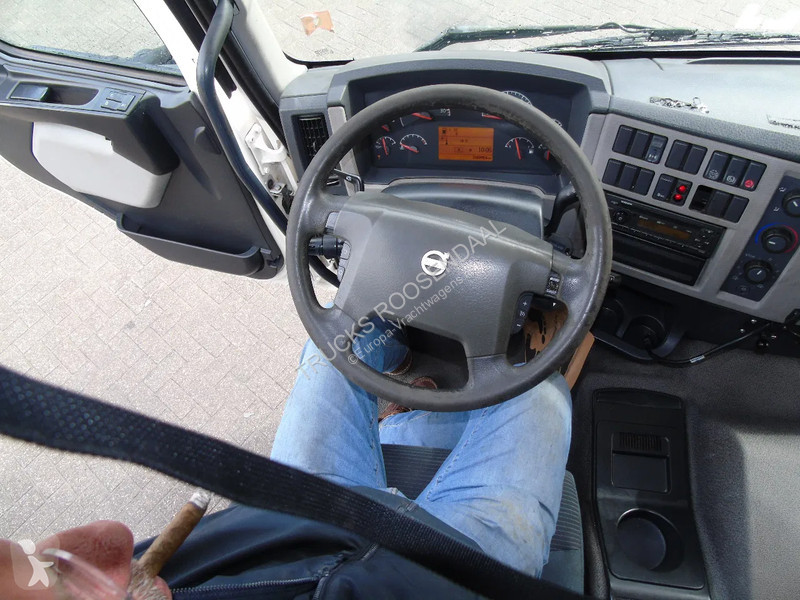 Camion Volvo reserved 260 EEV + EURO 5 + 19T +...