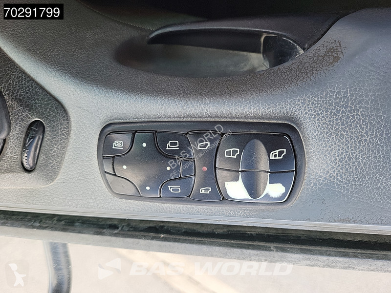 Camion Mercedes 3241 8X4 9m3 Schwing Stetter...