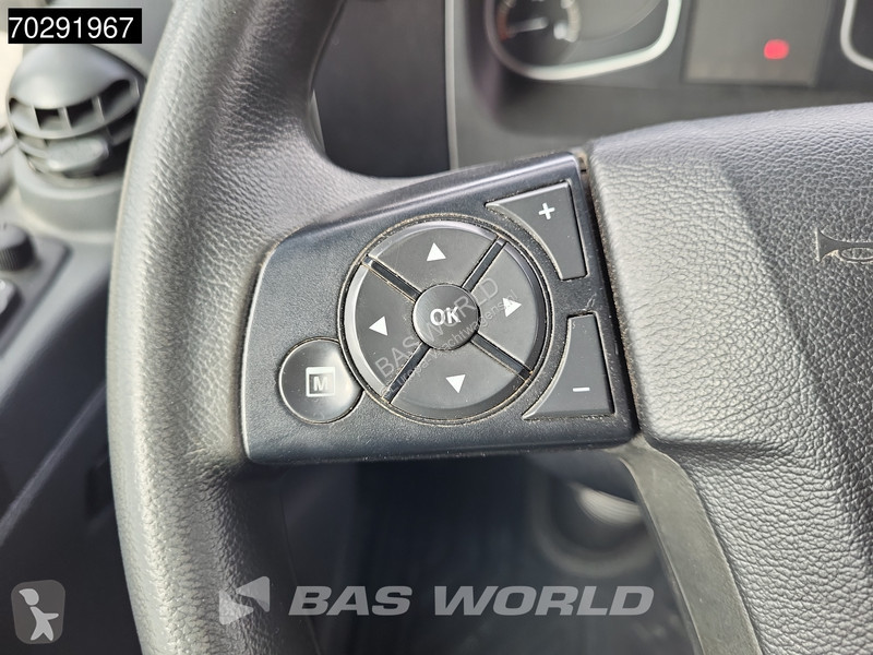 Kamion Mercedes 1221 4X2 1500kg Ladebordwand...