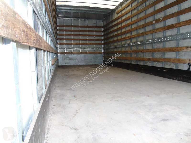 شاحنة Volvo FL 240 + 12t + euro 5 + lift