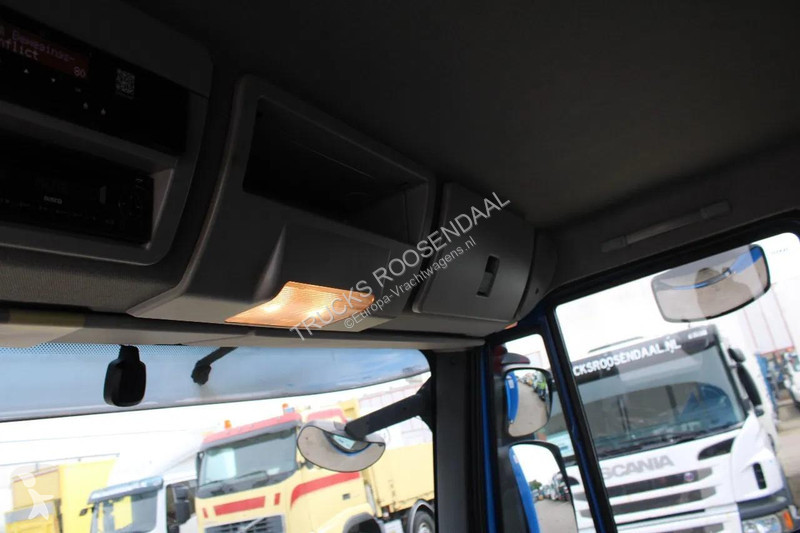 Camion Iveco 120E21 + LIFT + EURO 6 + 2 PIECES...