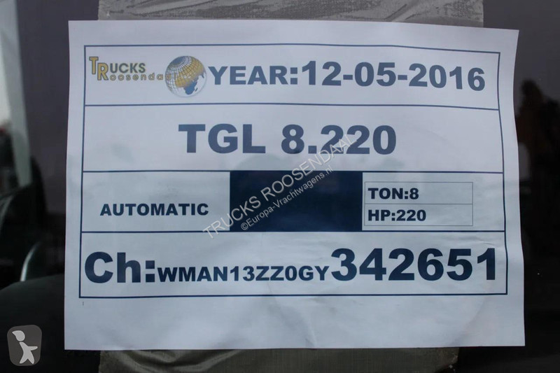شاحنة MAN 8.220 + EURO 6 + LIFT
