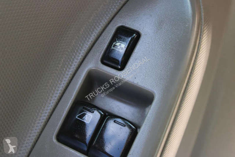 شاحنة Nissan 45.13 + EURO 4 + C patent + tipper...