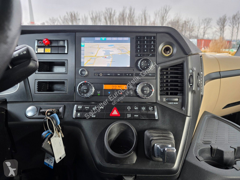 شاحنة Mercedes 2543 /...