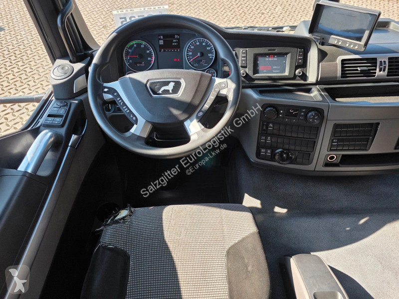 شاحنة MAN 18.250 4x2 LL / Ladebordwand /...