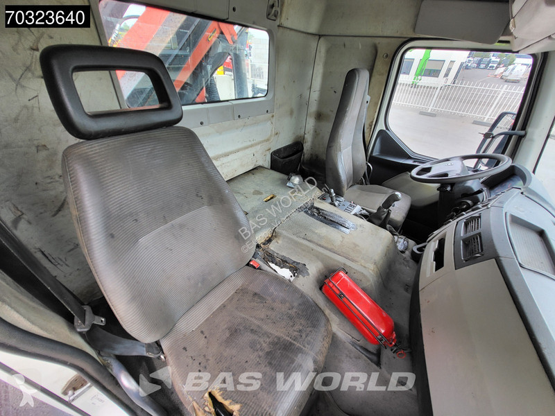 شاحنة Volvo 300  6X4 Palfinger PK13001 Manual...