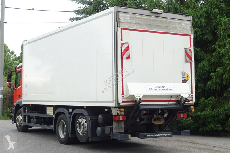 شاحنة Mercedes 2840 Syp euro 6 chłodni 3 osie...