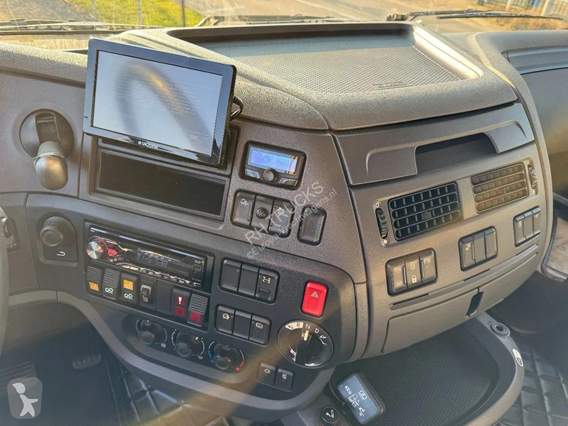 شاحنة DAF 8X2 - EURO 6 + HIAB 855 EP-6 + REMOTE...