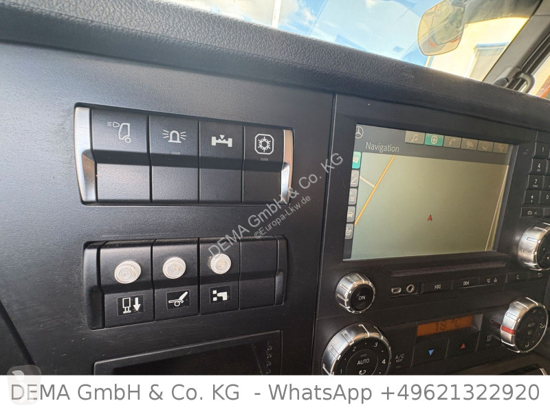 شاحنة Mercedes...