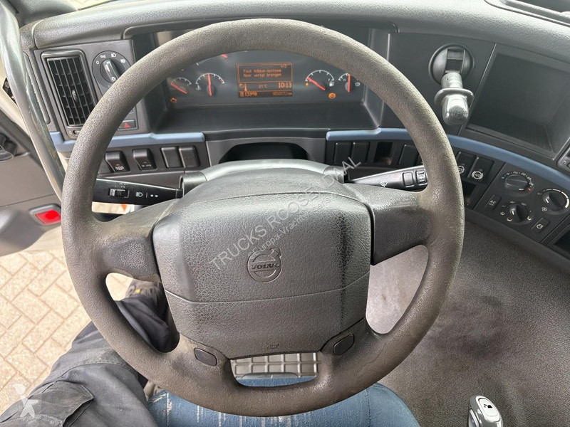 شاحنة Volvo 400 + HIAB 800 HIPRO E-7 + 8X2 +...