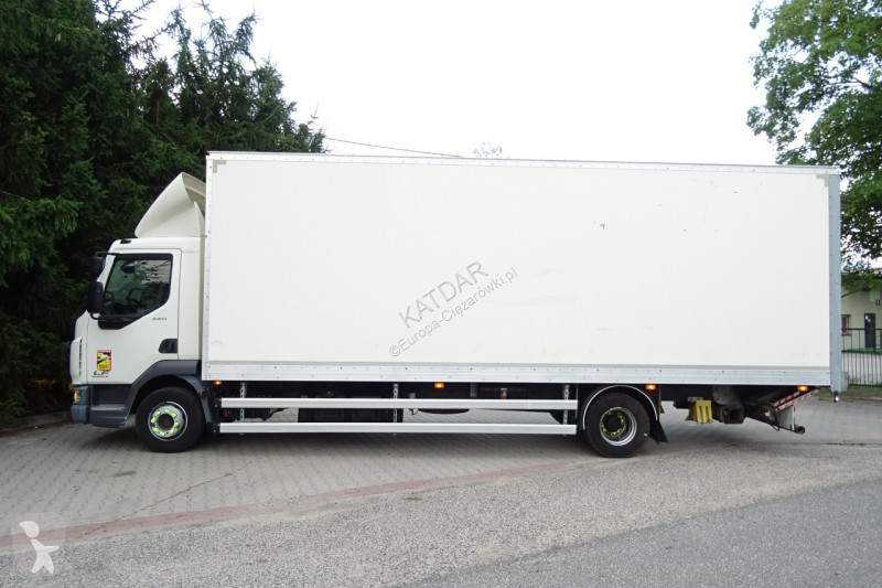 شاحنة DAF LF 220 Euro 6 kontener 18p winda...
