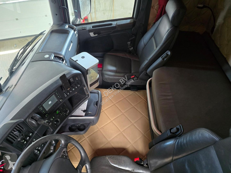 Vrachtwagen Scania R490 EFFER...