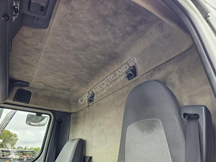 Vrachtwagen Renault MIDLUM 180 - EURO 3 -...