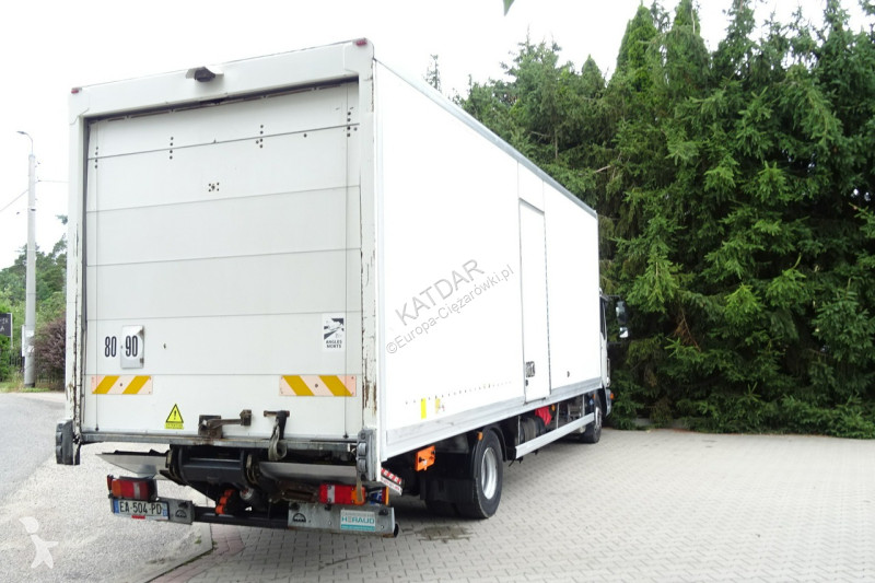 شاحنة MAN TGL 12.220 Euro 6 kontener 18p 423...