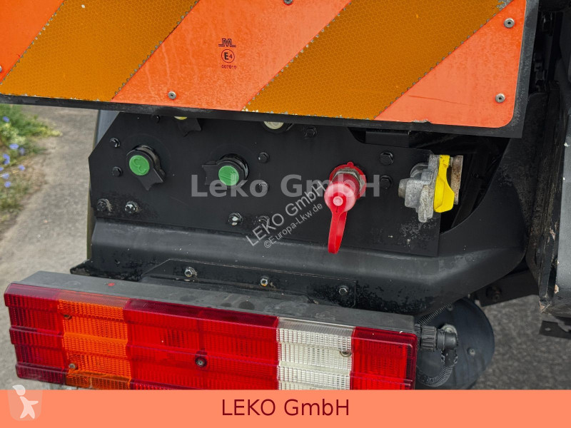شاحنة Mercedes UNIMOG U400