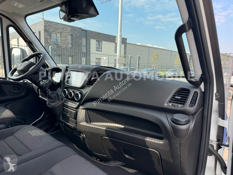 شاحنة Iveco 70C18HP SCHIEBEPLANE LUFTF LBW LED...