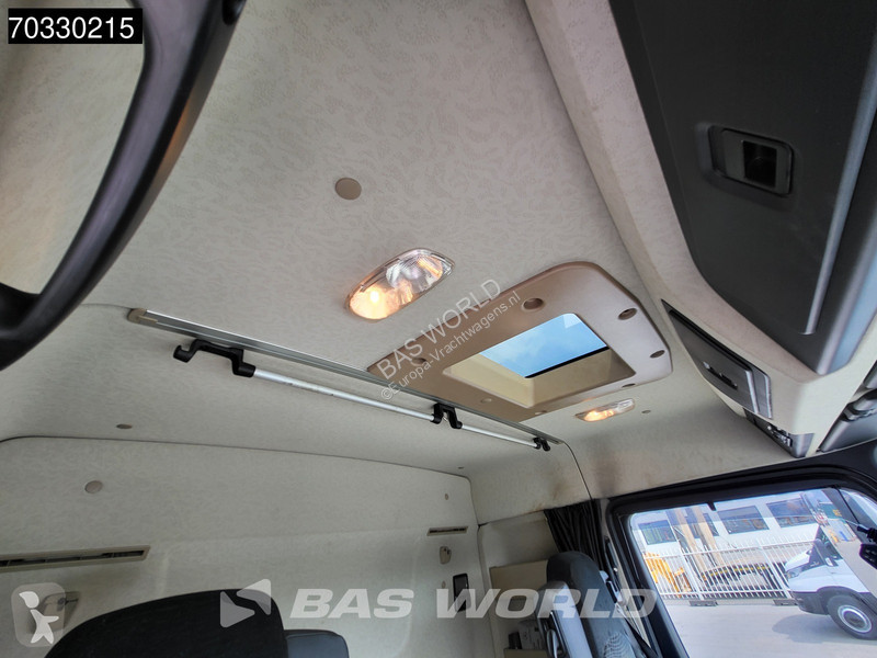 شاحنة Mercedes 2751 6X2 Retarder Hiab Multilift...