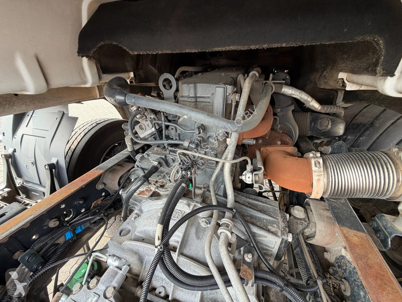 شاحنة Iveco EuroCargo 120 E22 4x2 Chassis Euro...