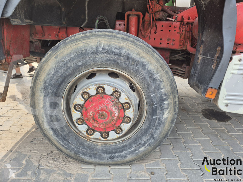 شاحنة MAN T42