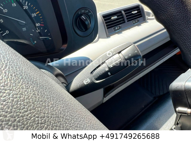 شاحنة Mercedes U423...