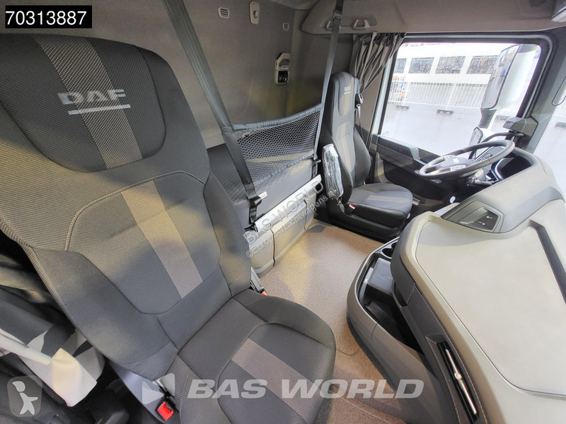 Camion DAF 530 8X4 NEW 30tons HYVA 30-60-S...