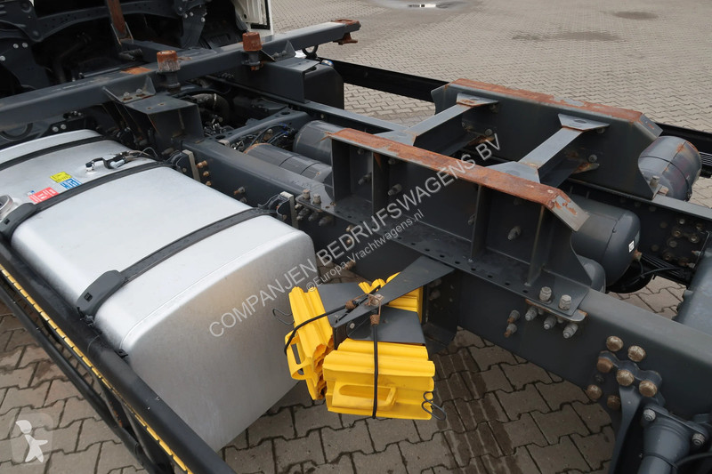 Vrachtwagen Scania 450 N333