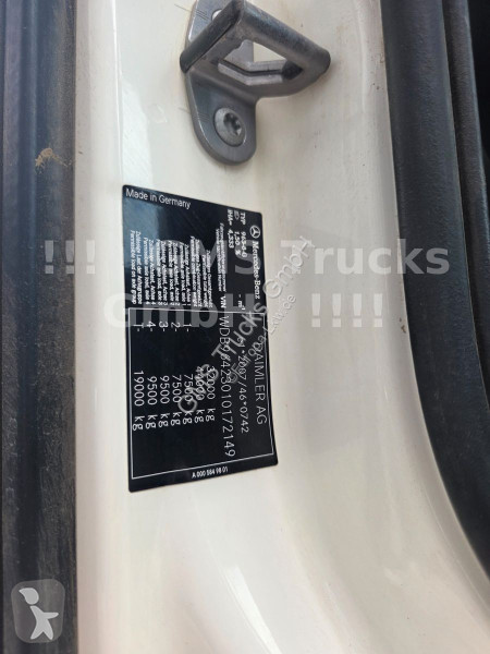 Kamion Mercedes 3246 / 8X4 / AHK / Meiller...