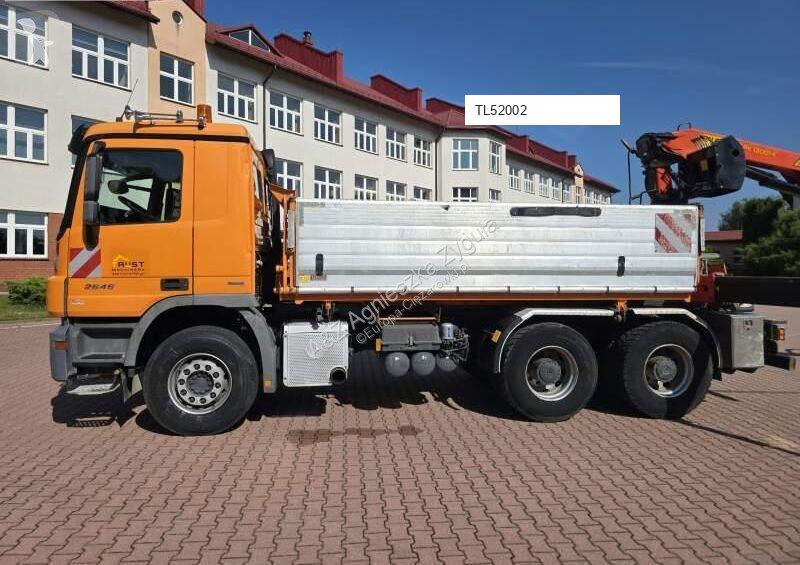 Vrachtwagen Mercedes PK13001-K