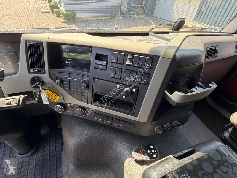 Camion Volvo 500 6x2*4 Carrier TRS Iceland...