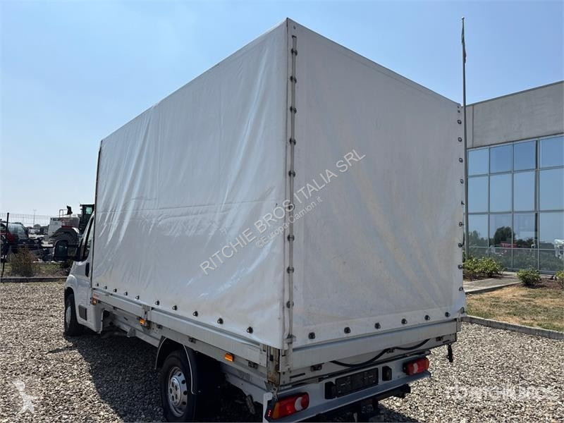 Camión Opel 2.2 103 KW PR PL L4 Curtain Side Truck