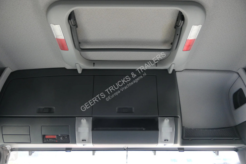 Kamion MAN 12.250 | Roller sail | Dhollandia...