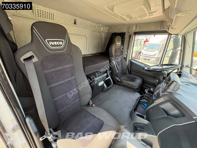 Вантажівка Iveco 460 4X2 Rolfo Car transporter...
