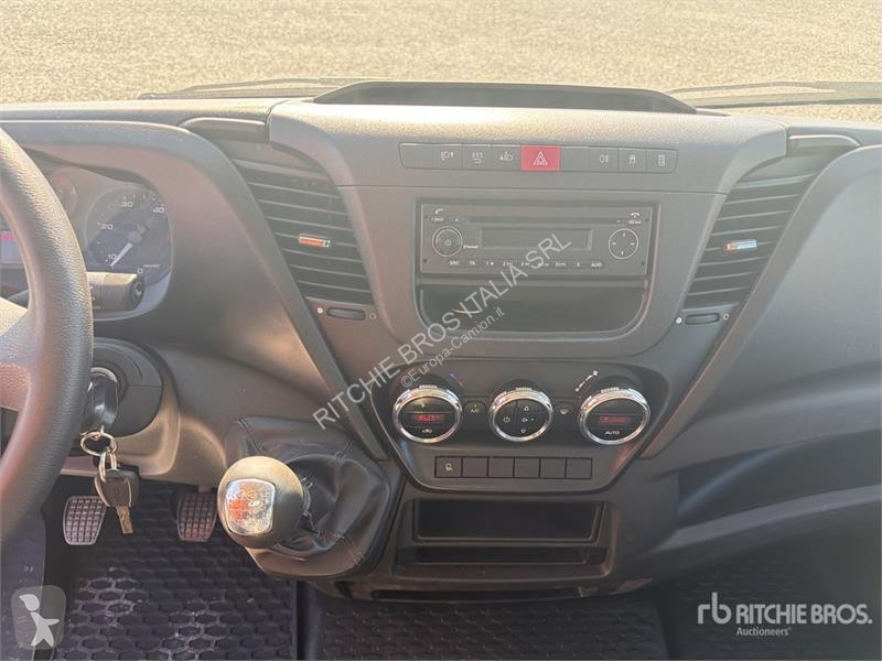 Furgoneta Iveco Dump Truck