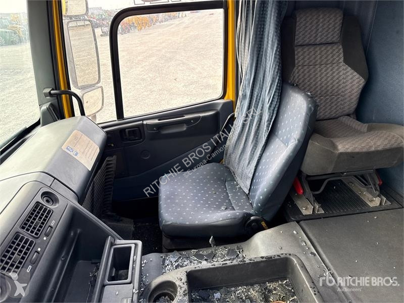 Camion DAF 180 4x2 Tow Truck