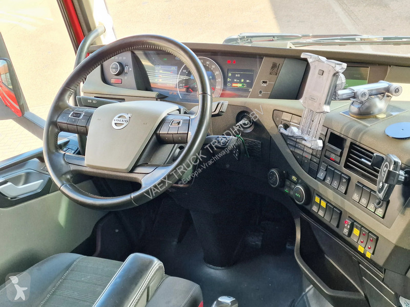 Teherautó Volvo 13500 6x2 - Livestock 4 deck...