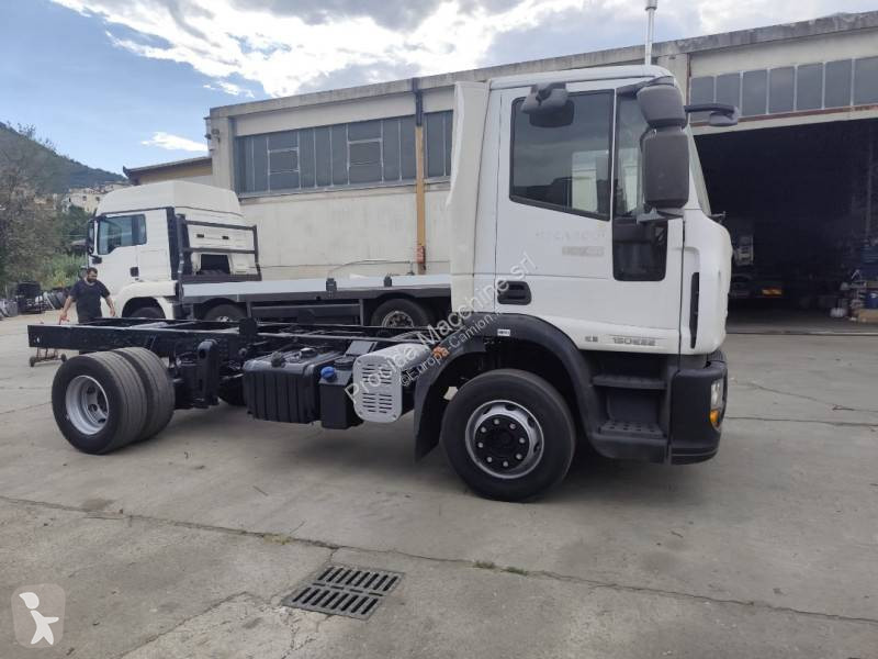 Camion Iveco 150 E 22