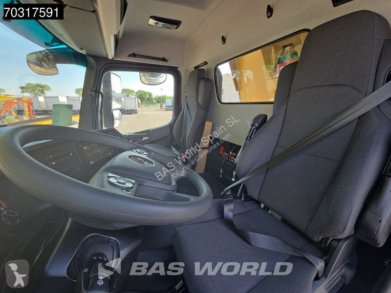 Camion Mercedes 4851 8X4 NEW!! 26m3 Tipper Full...