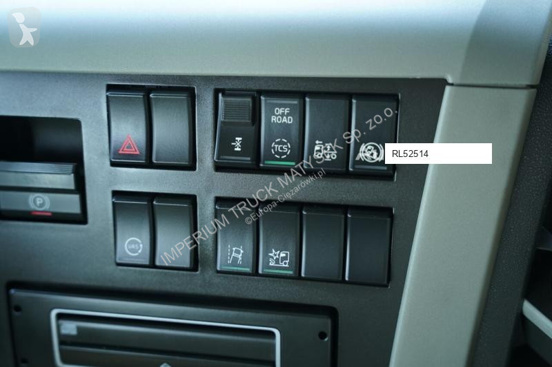 Грузовик Volvo FM 330