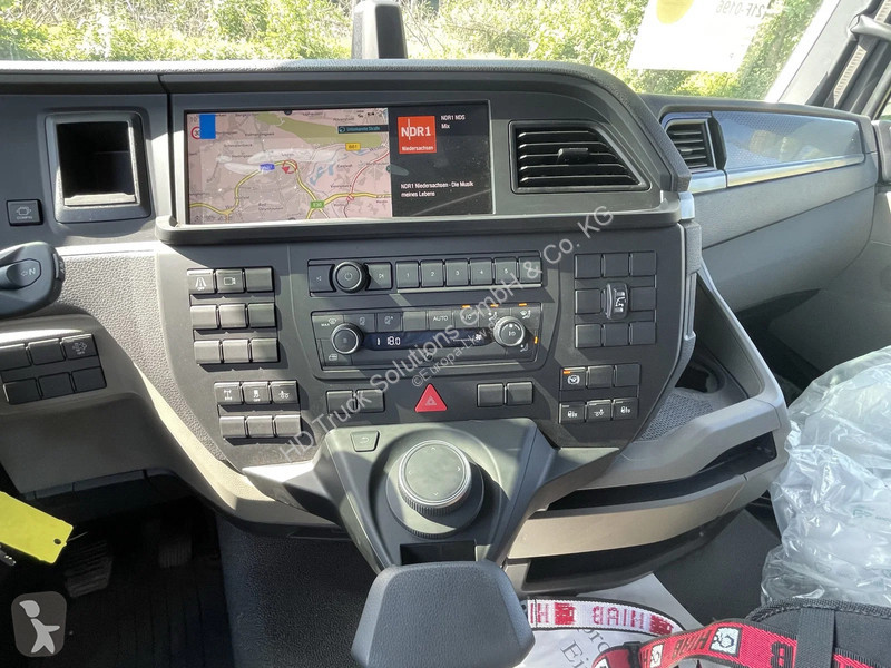 Lastbil MAN 26.520 MAN  26.520 6X2-4 LL CC Euro...