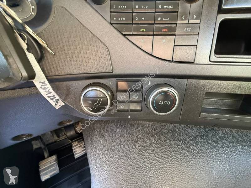 Kamion Volvo 450