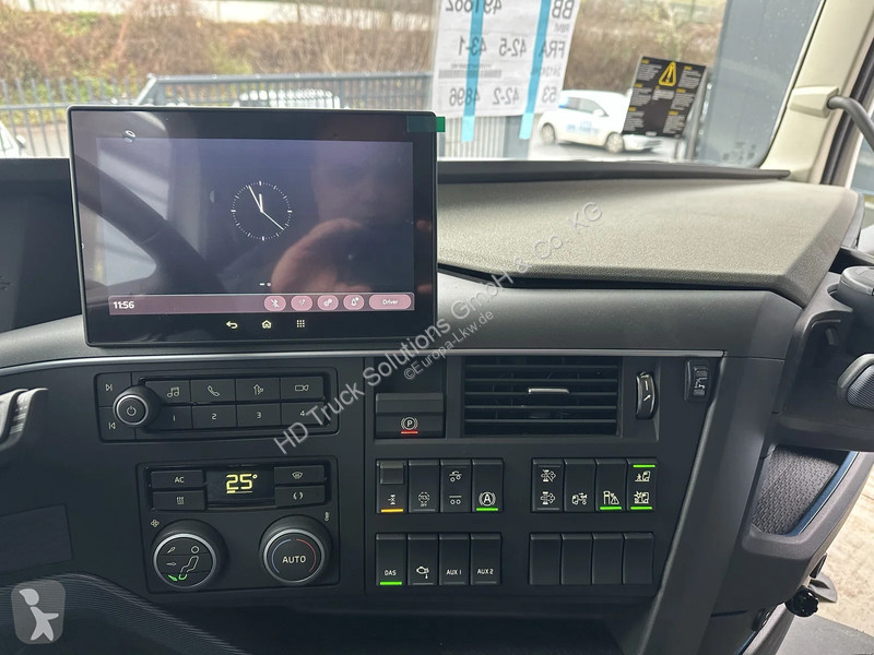 Kamion Volvo 540 Volvo  540 8X4 HIAB...