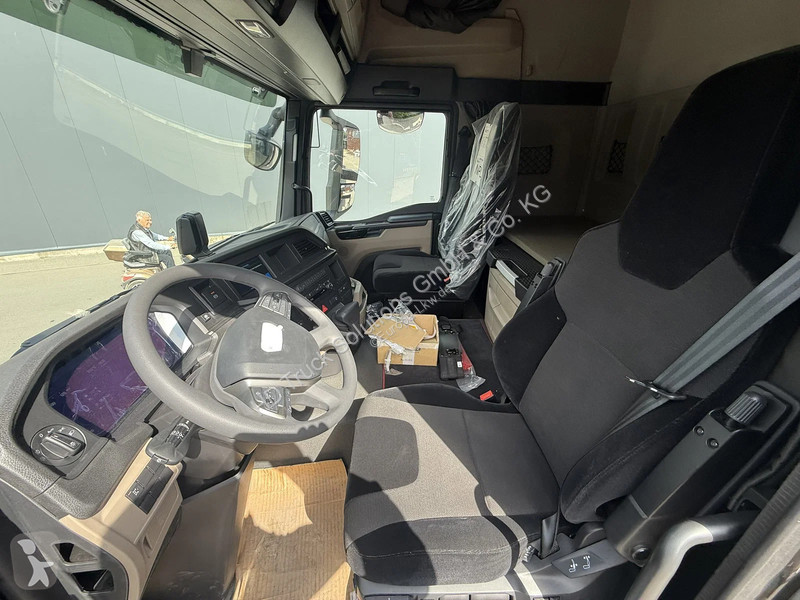 Kamion MAN 35.520  35.520 8X2 Hiab EFFER 955-8s...