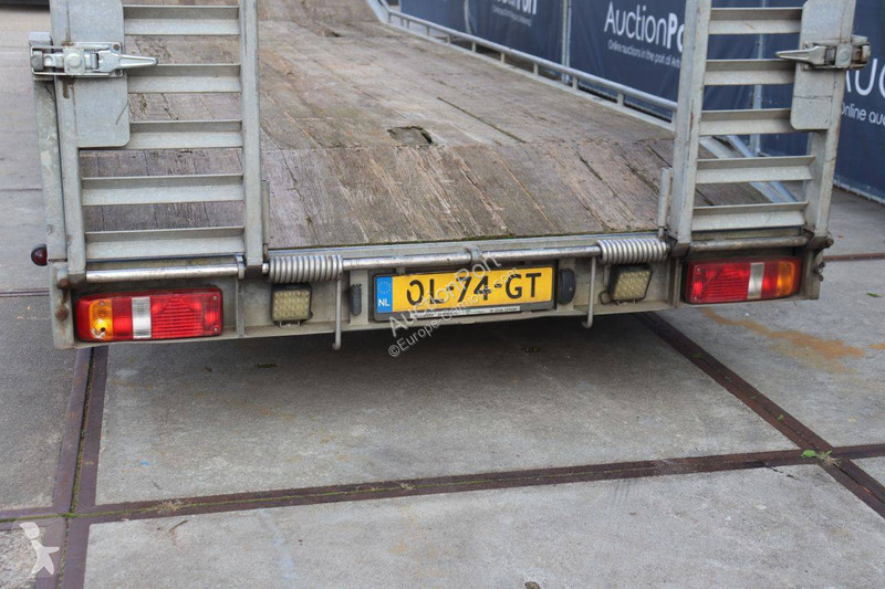 Iveco  35C18 truck