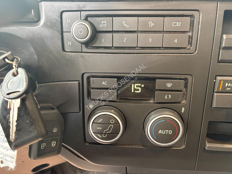 Lastbil Volvo 460 ic + HMF 2320 5x EXT + 6x4 +...